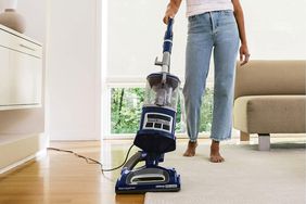 Roundup: Early Vacuum and Mop Deals Tout